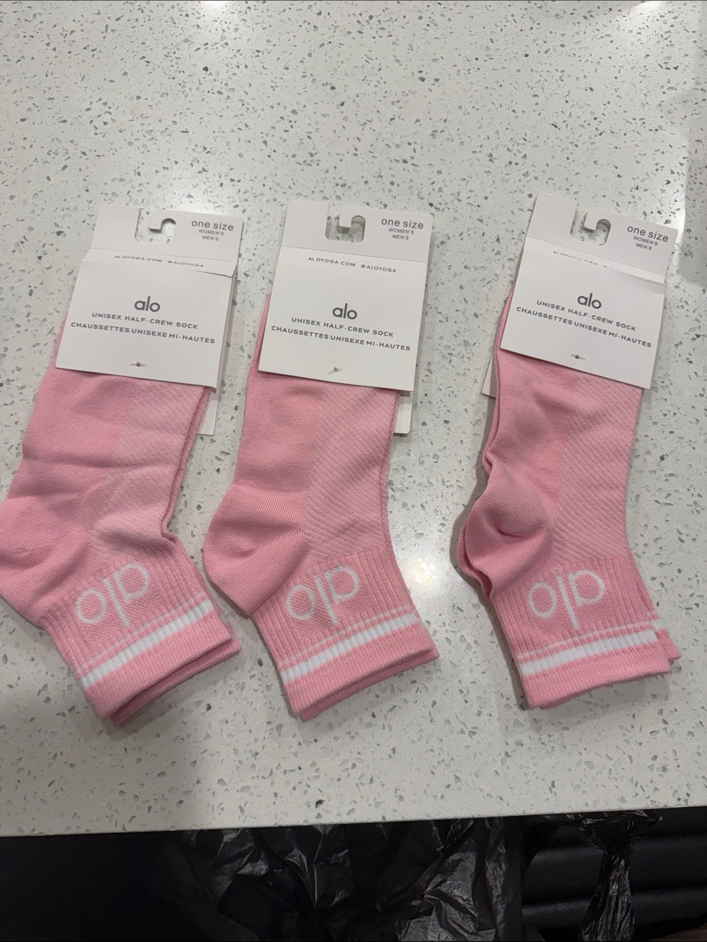 ALO Yoga Pink Half-Crew Socks with White Logo Stripe - Pack of 3